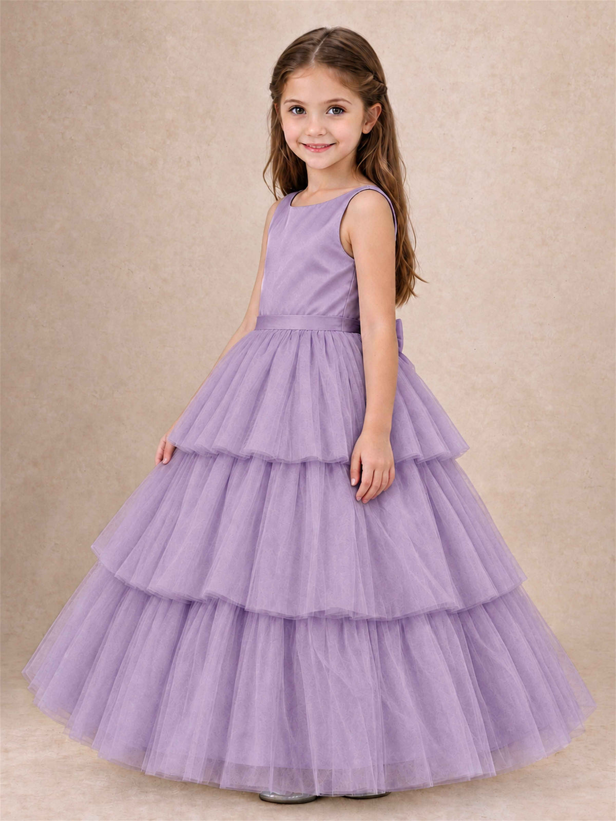 Tiered Tulle Flower Girl Dress Bateau Neck Sleeveless Long Kids Princess Gown for Wedding Party