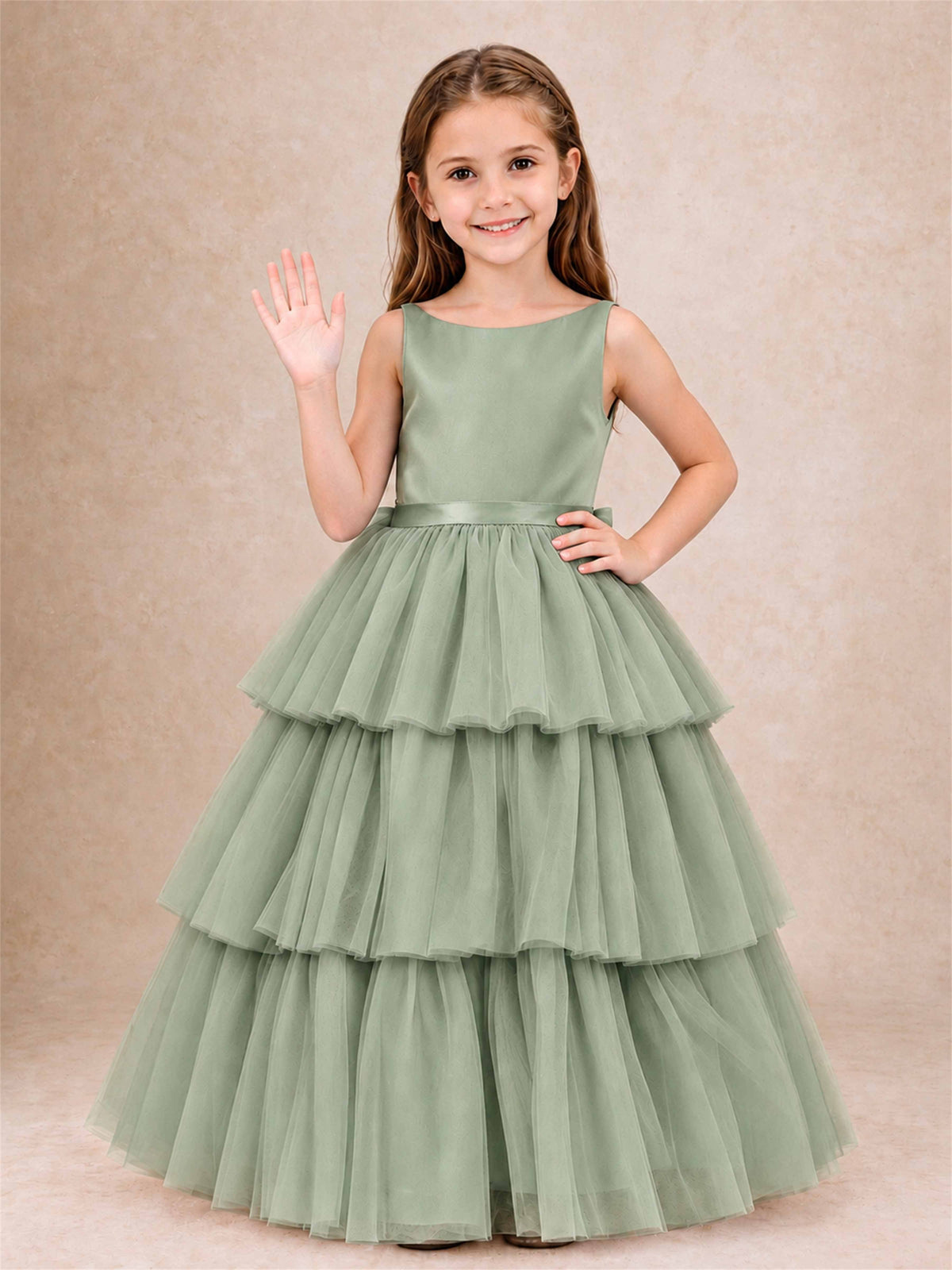 Tiered Tulle Flower Girl Dress Bateau Neck Sleeveless Long Kids Princess Gown for Wedding Party