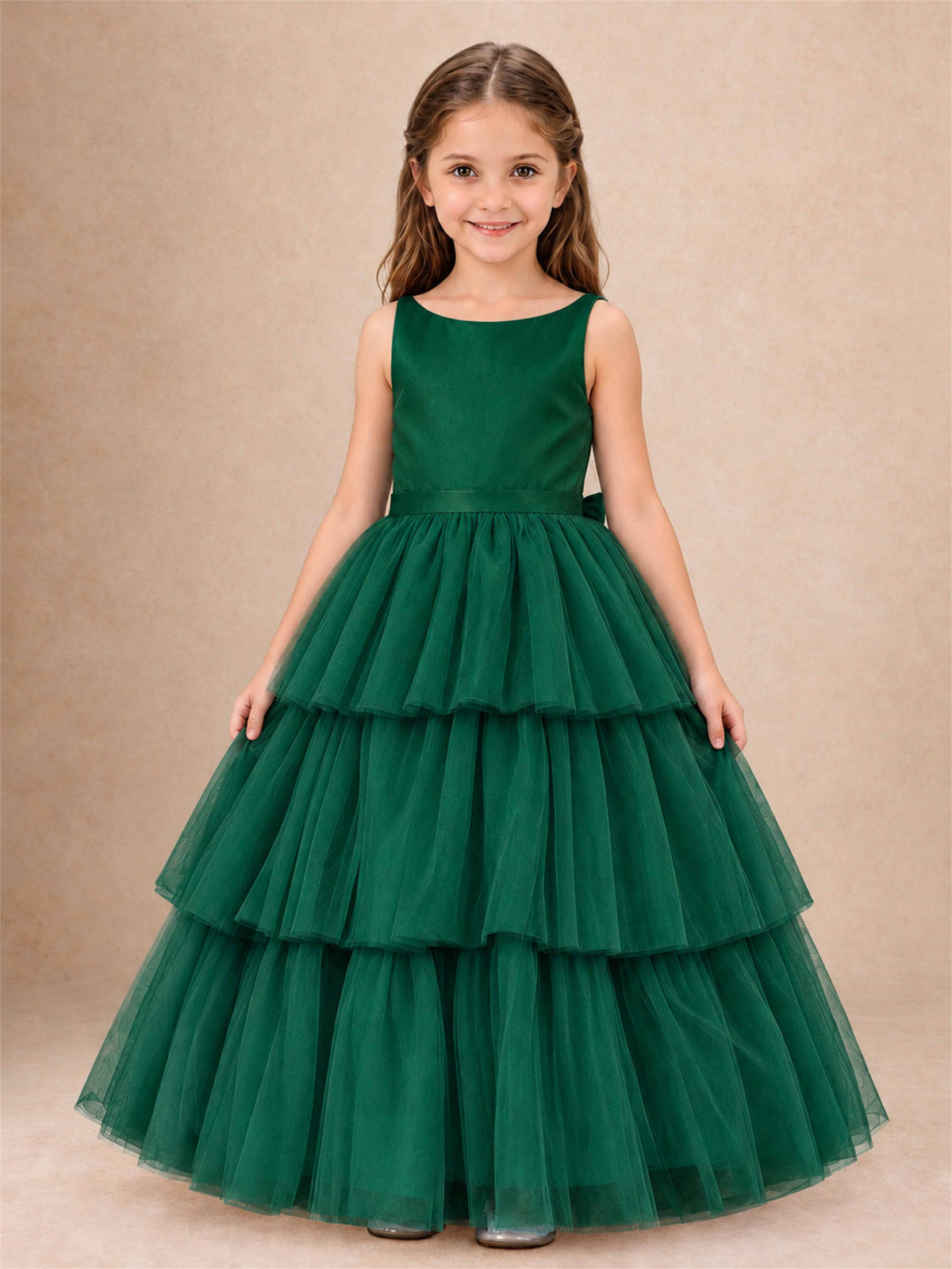 Tiered Tulle Flower Girl Dress Bateau Neck Sleeveless Long Kids Princess Gown for Wedding Party