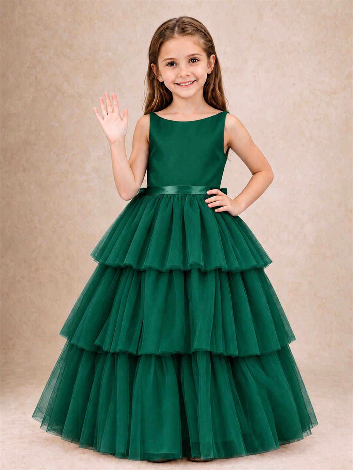 Tiered Tulle Flower Girl Dress Bateau Neck Sleeveless Long Kids Princess Gown for Wedding Party