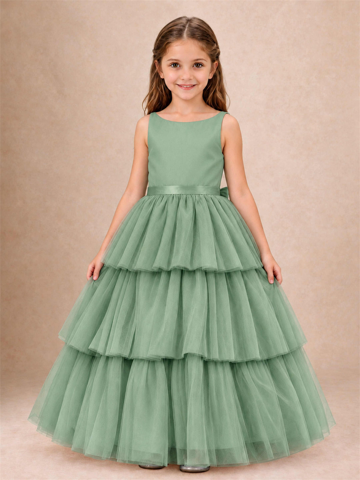 Tiered Tulle Flower Girl Dress Bateau Neck Sleeveless Long Kids Princess Gown for Wedding Party
