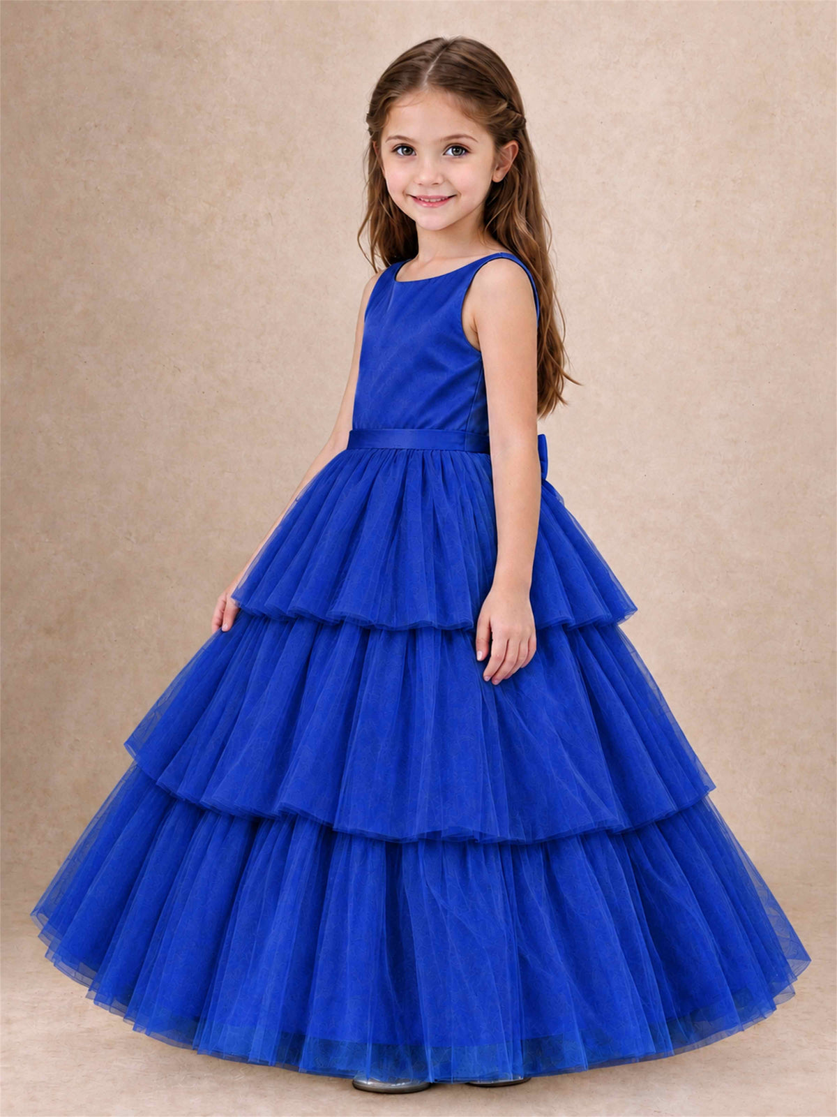 Tiered Tulle Flower Girl Dress Bateau Neck Sleeveless Long Kids Princess Gown for Wedding Party