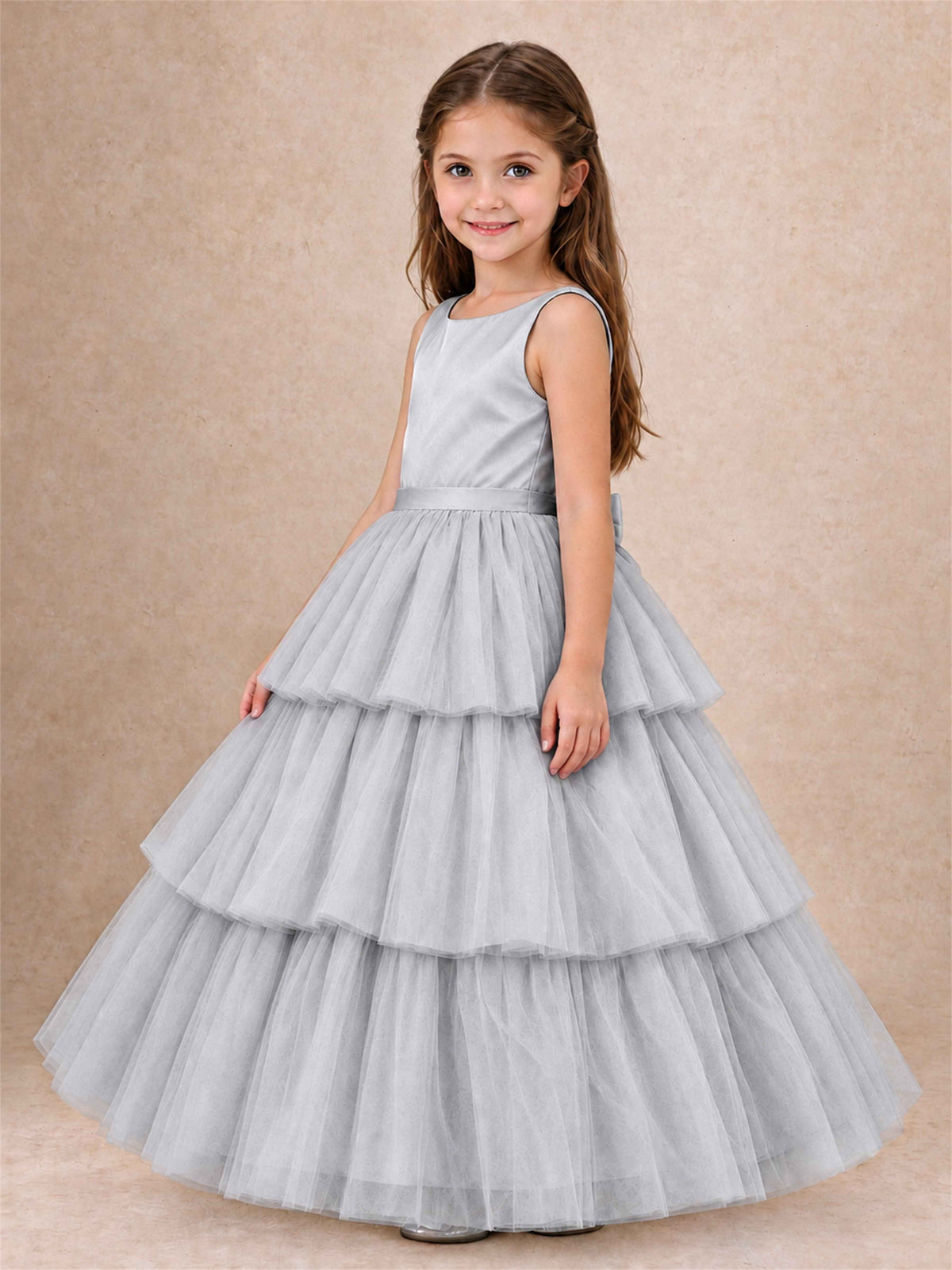 Tiered Tulle Flower Girl Dress Bateau Neck Sleeveless Long Kids Princess Gown for Wedding Party
