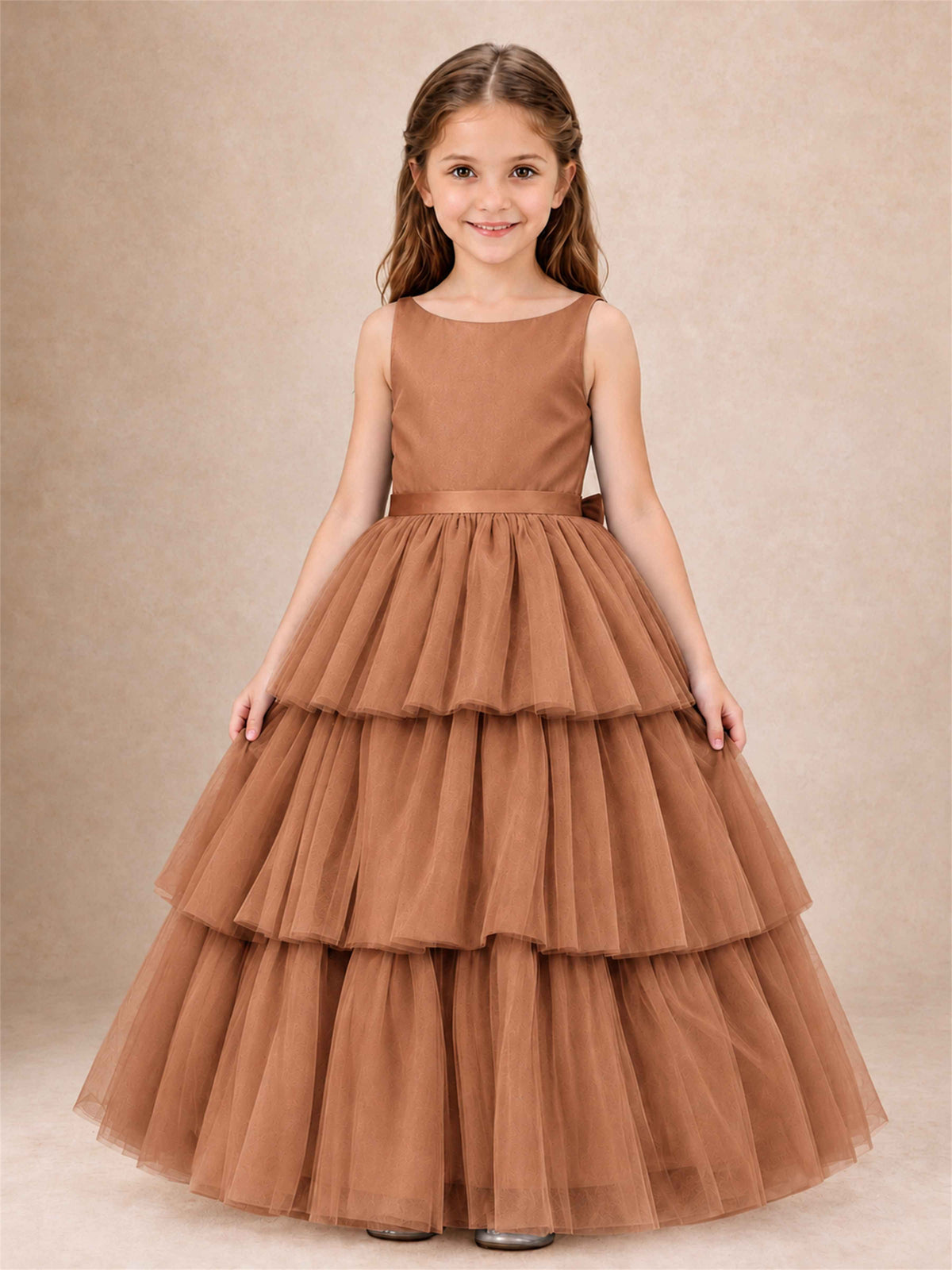 Tiered Tulle Flower Girl Dress Bateau Neck Sleeveless Long Kids Princess Gown for Wedding Party