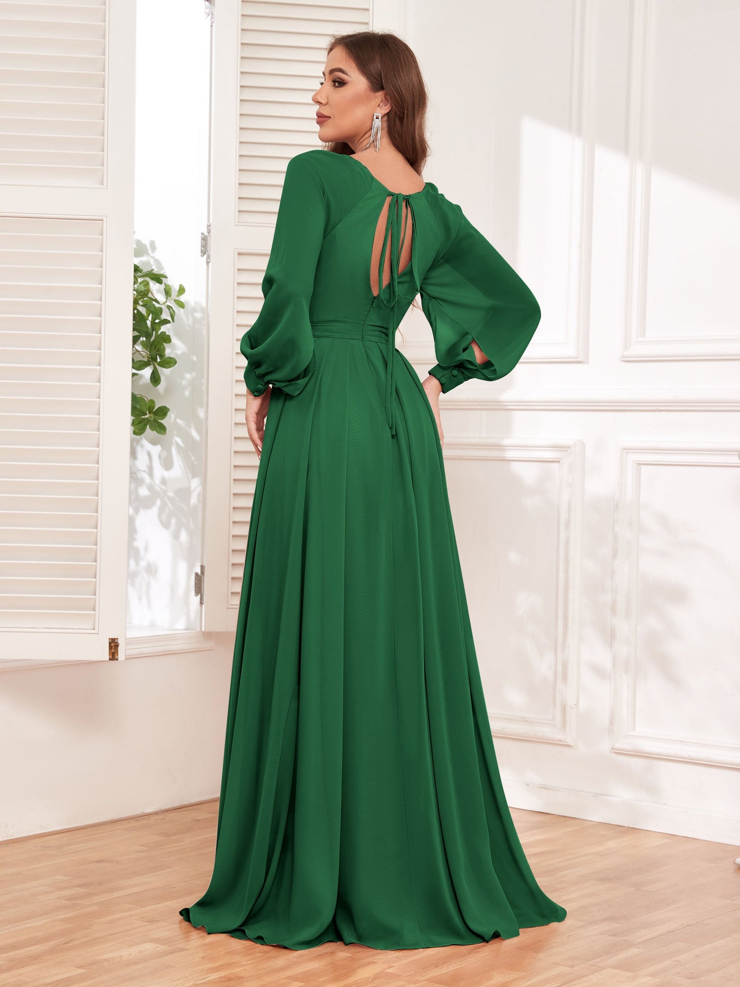 #color_Emerald Green