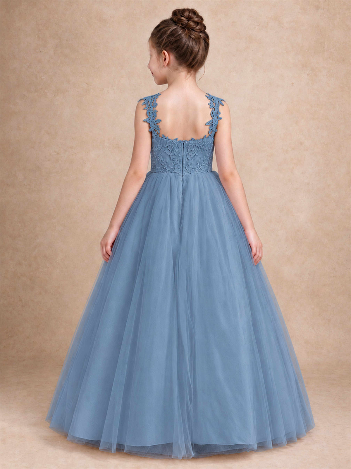 V Neck Lace Applique Sleeveless Tulle Floor Length Formal Gown for Wedding First Communion