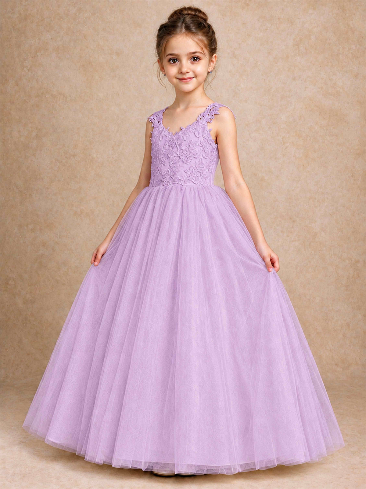 V Neck Lace Applique Sleeveless Tulle Floor Length Formal Gown for Wedding First Communion