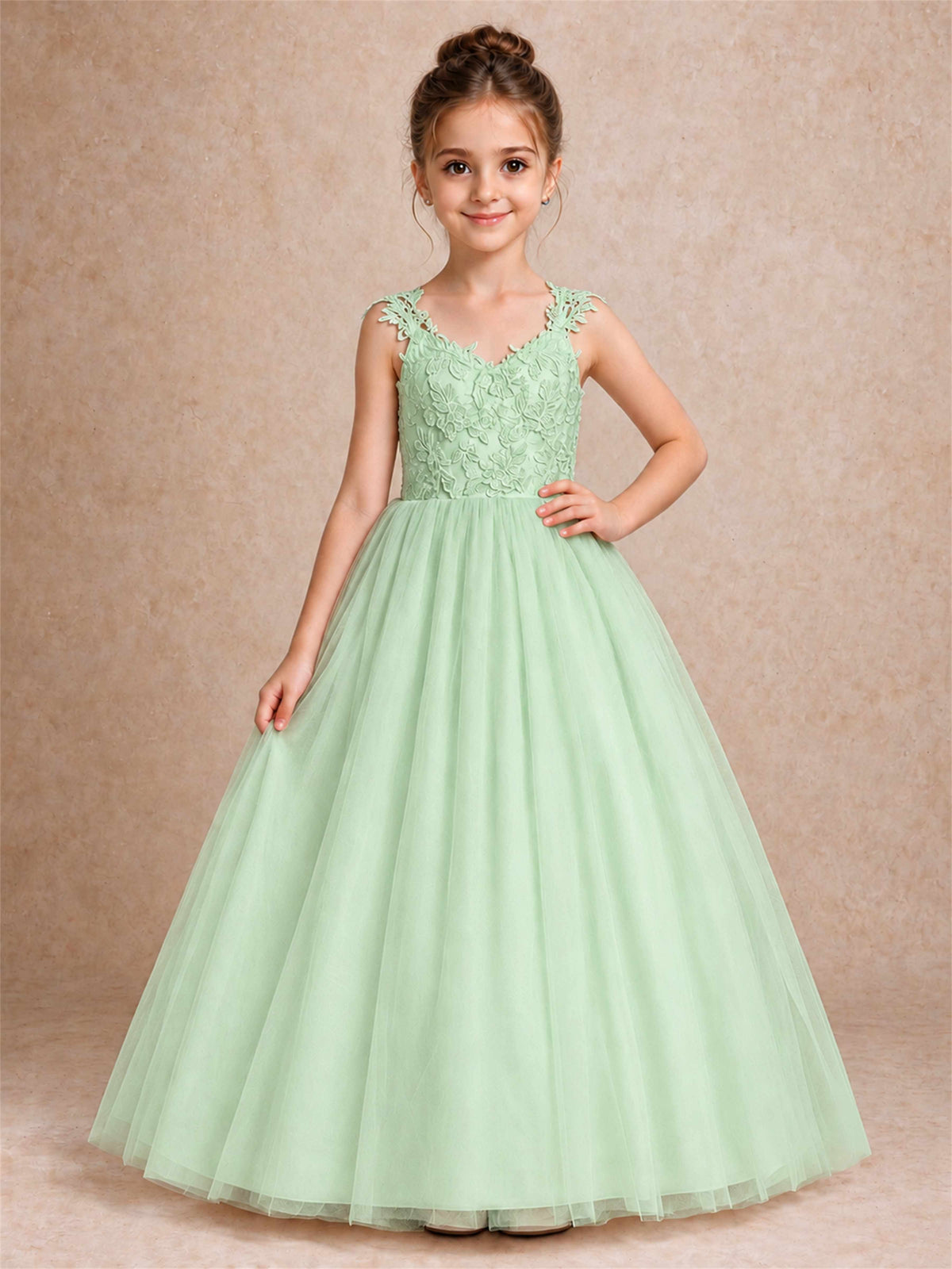 V Neck Lace Applique Sleeveless Tulle Floor Length Formal Gown for Wedding First Communion