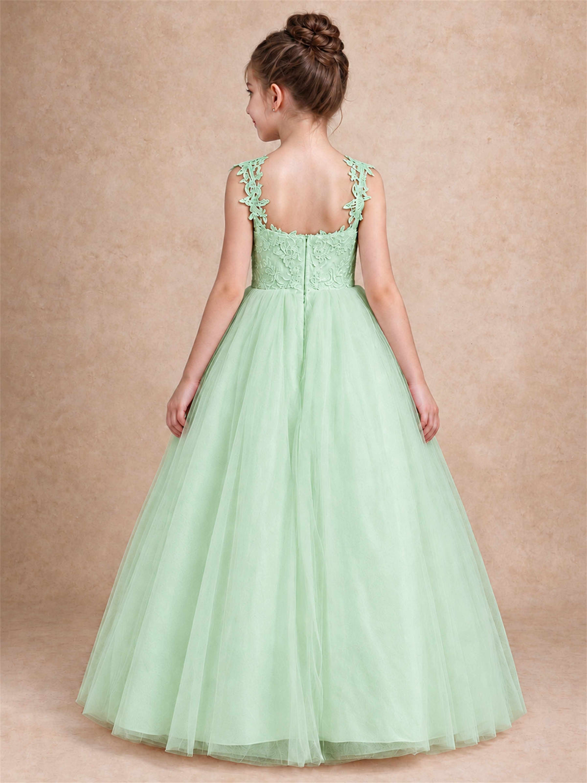 V Neck Lace Applique Sleeveless Tulle Floor Length Formal Gown for Wedding First Communion