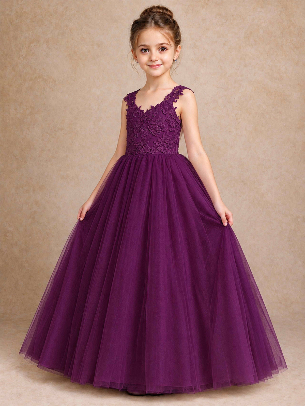 V Neck Lace Applique Sleeveless Tulle Floor Length Formal Gown for Wedding First Communion