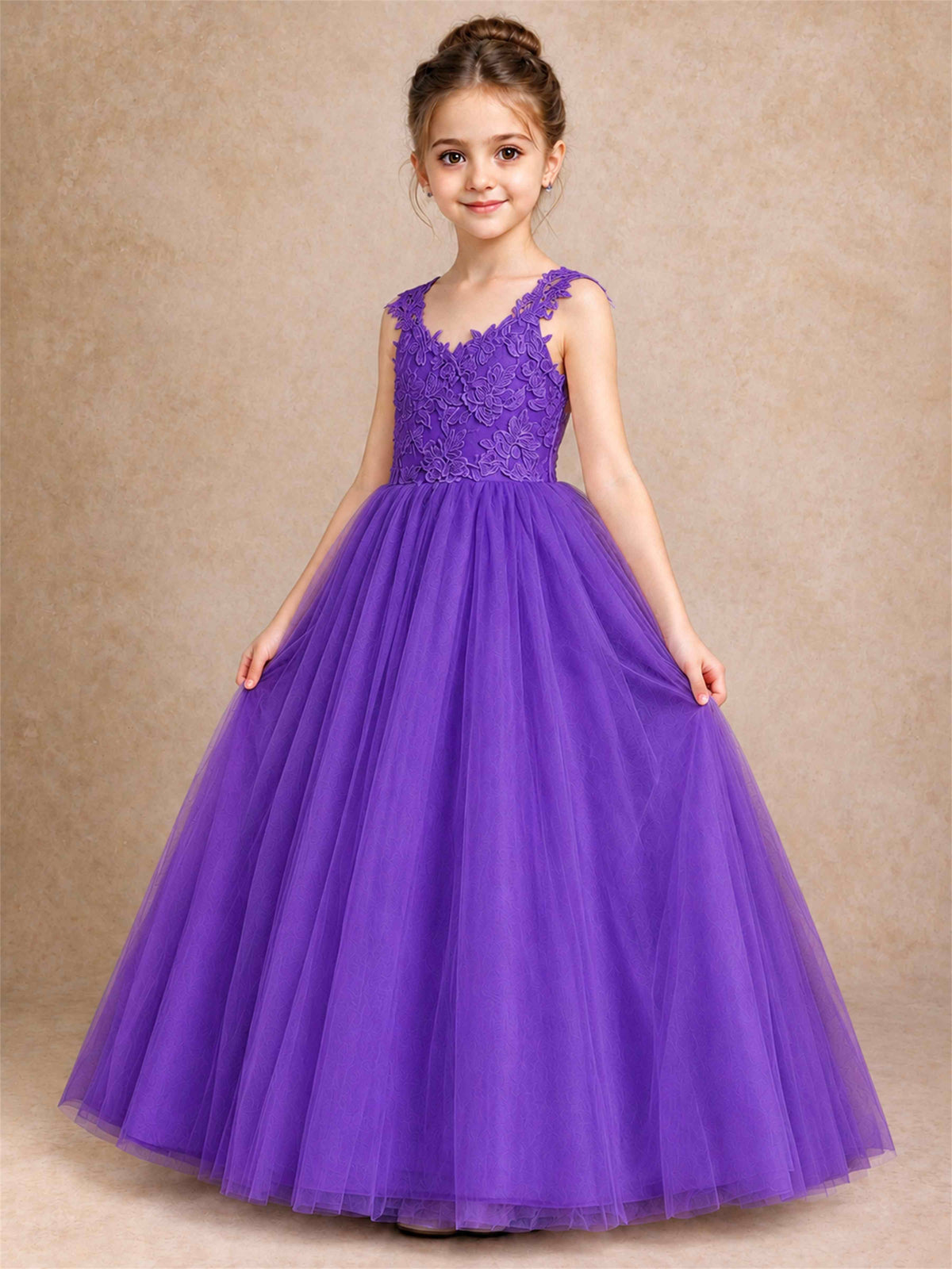 V Neck Lace Applique Sleeveless Tulle Floor Length Formal Gown for Wedding First Communion