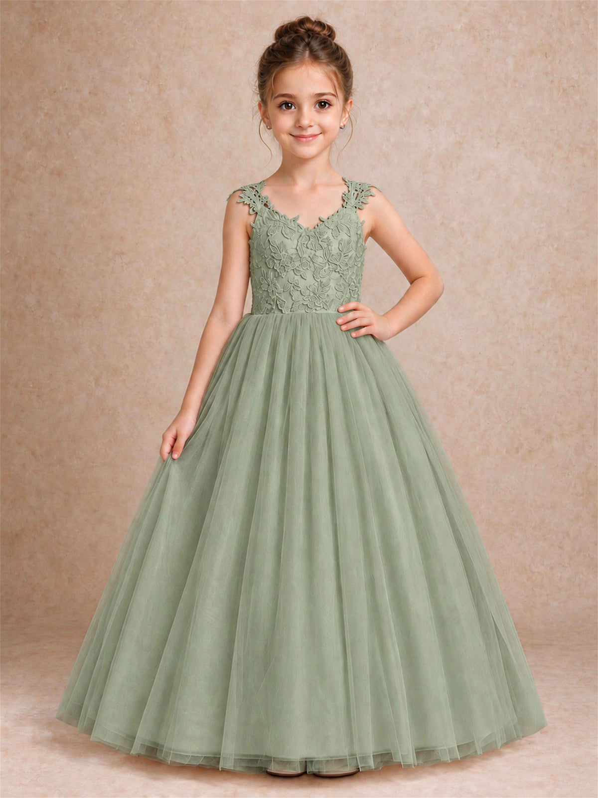 V Neck Lace Applique Sleeveless Tulle Floor Length Formal Gown for Wedding First Communion