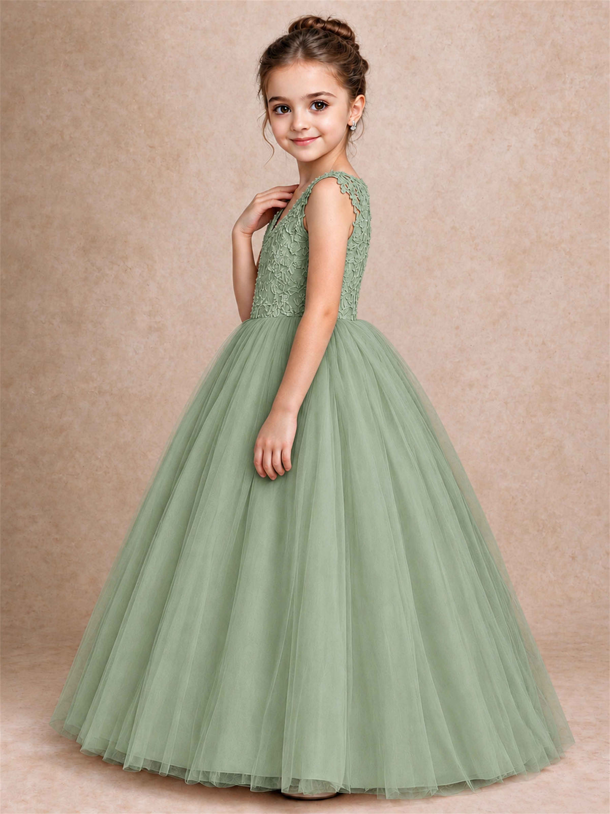 V Neck Lace Applique Sleeveless Tulle Floor Length Formal Gown for Wedding First Communion