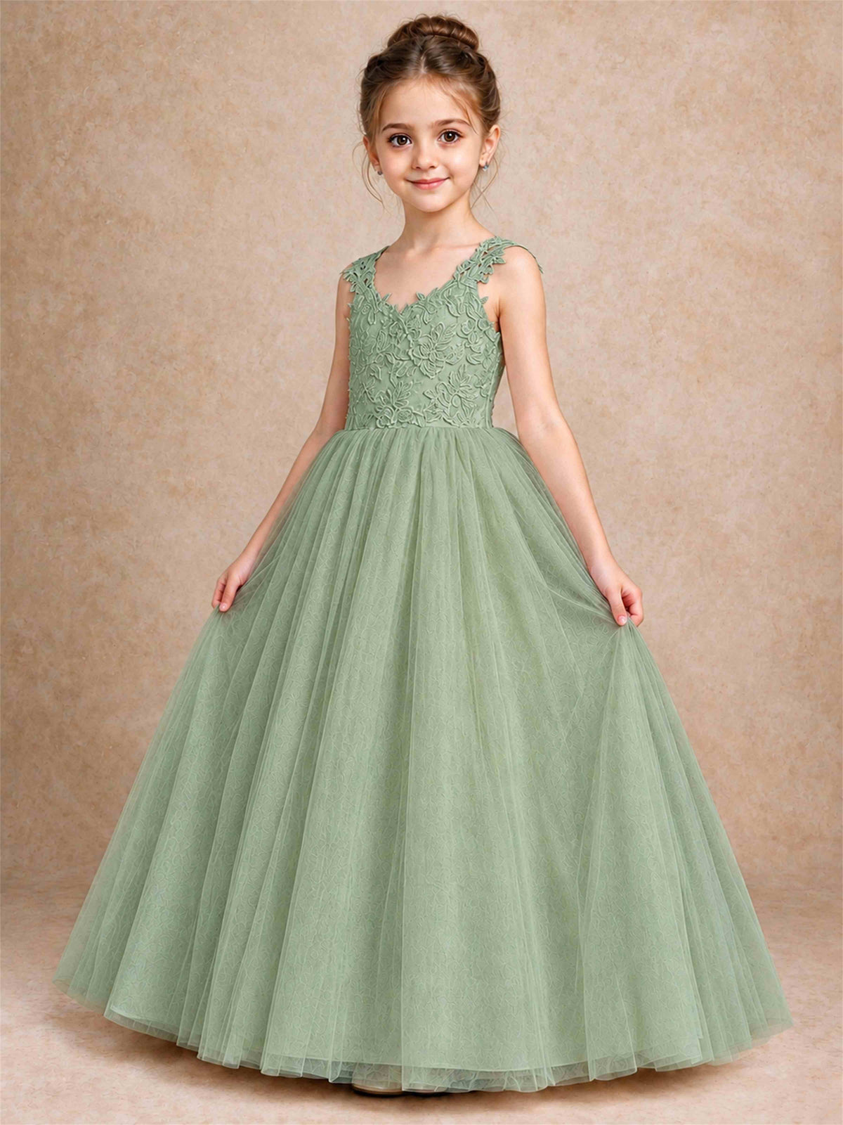 V Neck Lace Applique Sleeveless Tulle Floor Length Formal Gown for Wedding First Communion