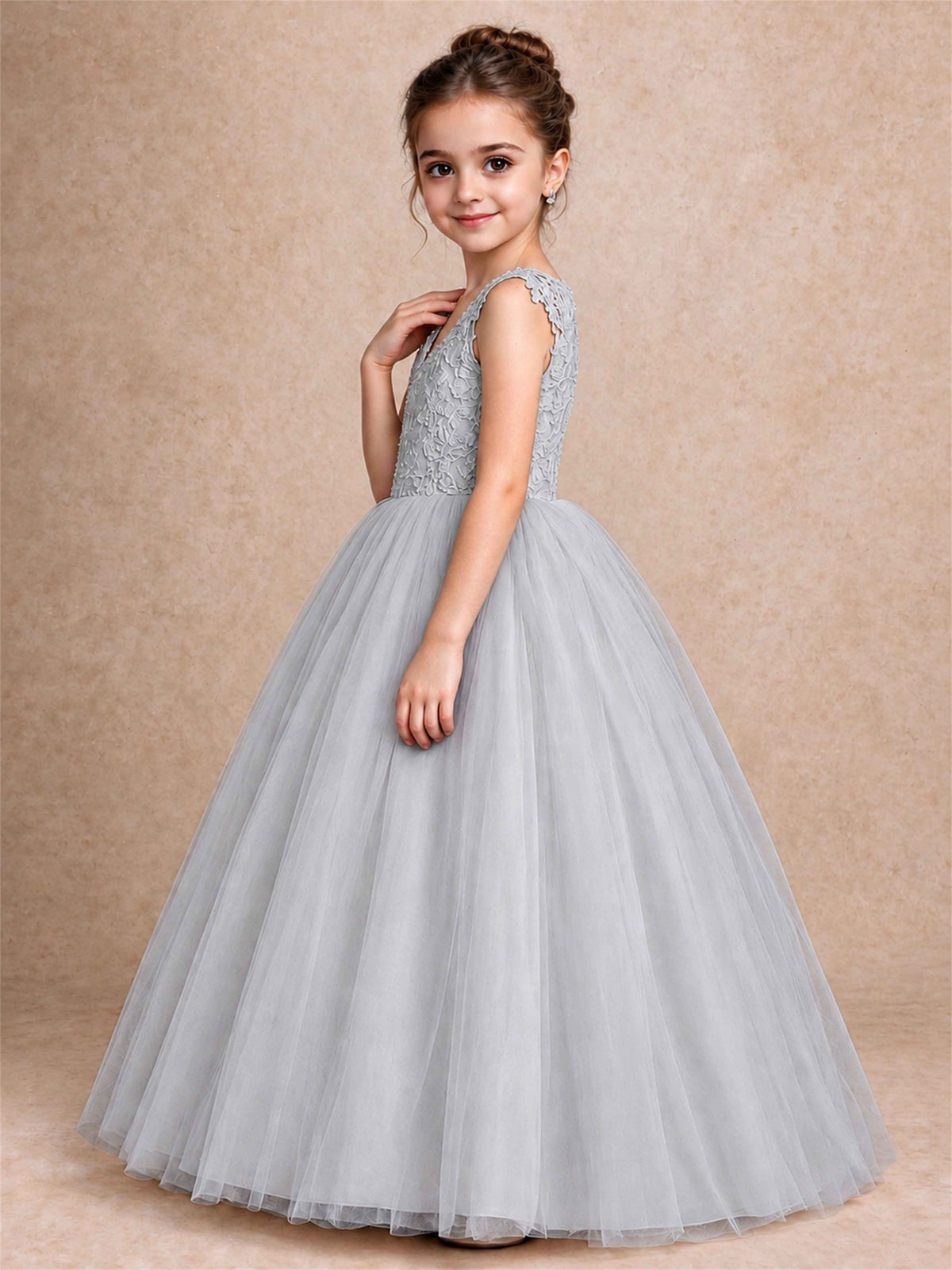 V Neck Lace Applique Sleeveless Tulle Floor Length Formal Gown for Wedding First Communion