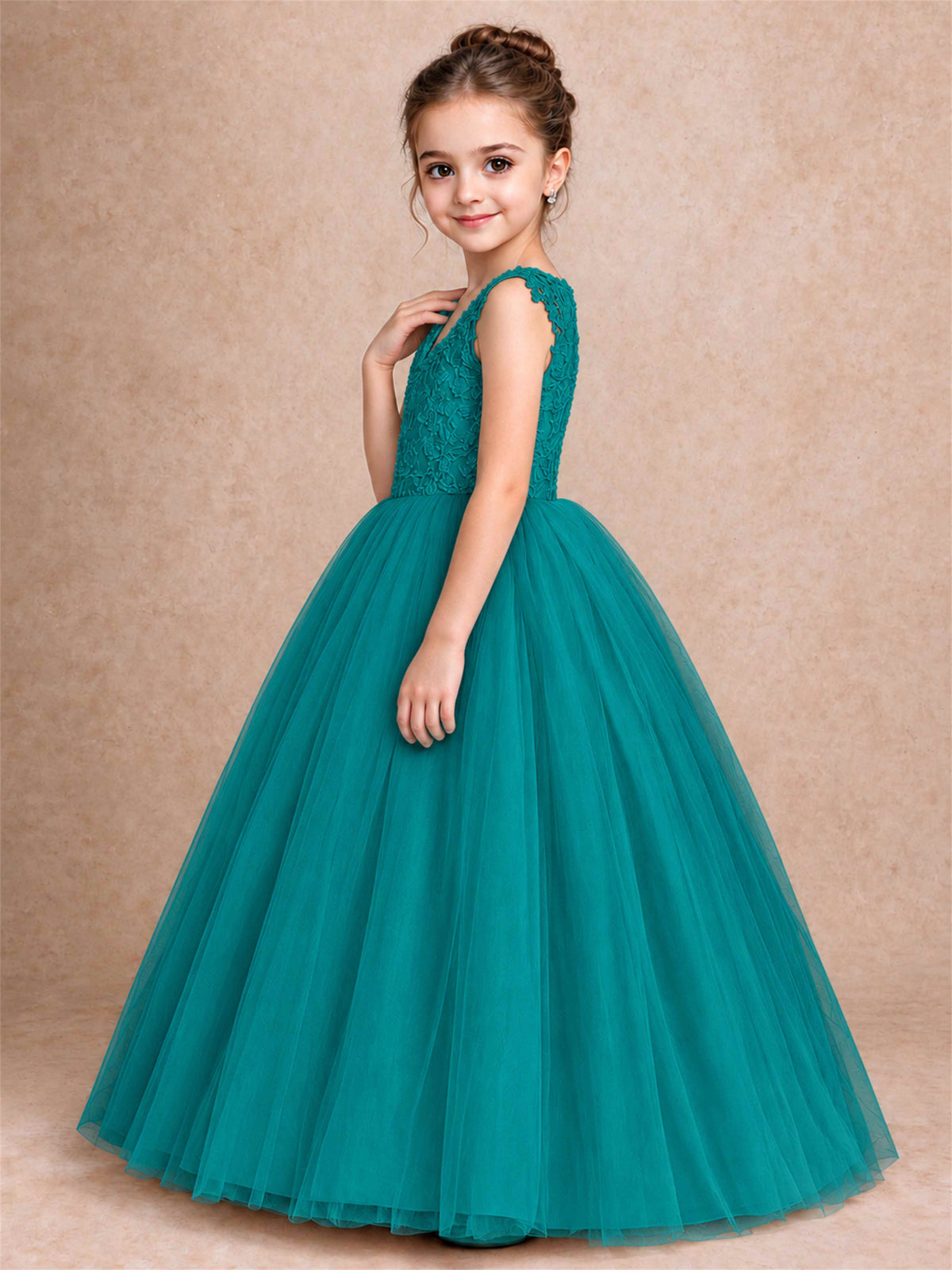 V Neck Lace Applique Sleeveless Tulle Floor Length Formal Gown for Wedding First Communion
