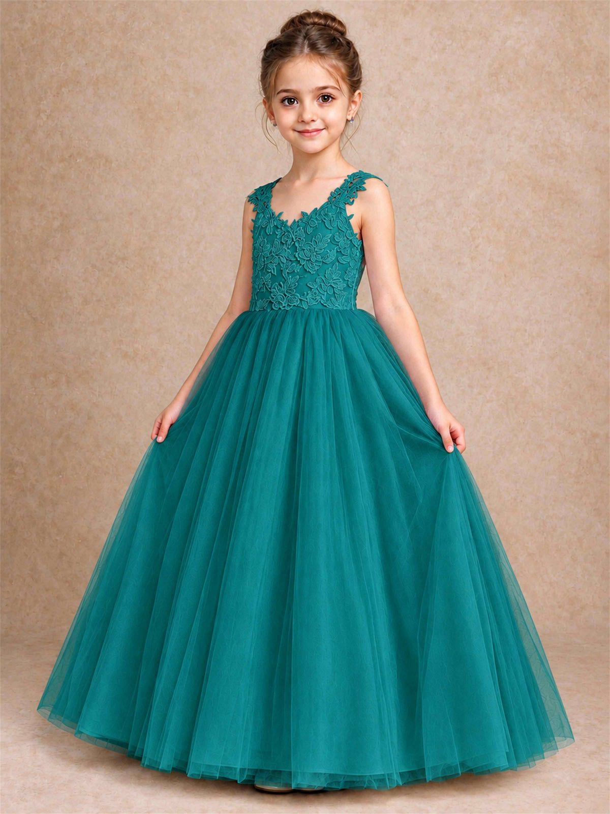 V Neck Lace Applique Sleeveless Tulle Floor Length Formal Gown for Wedding First Communion